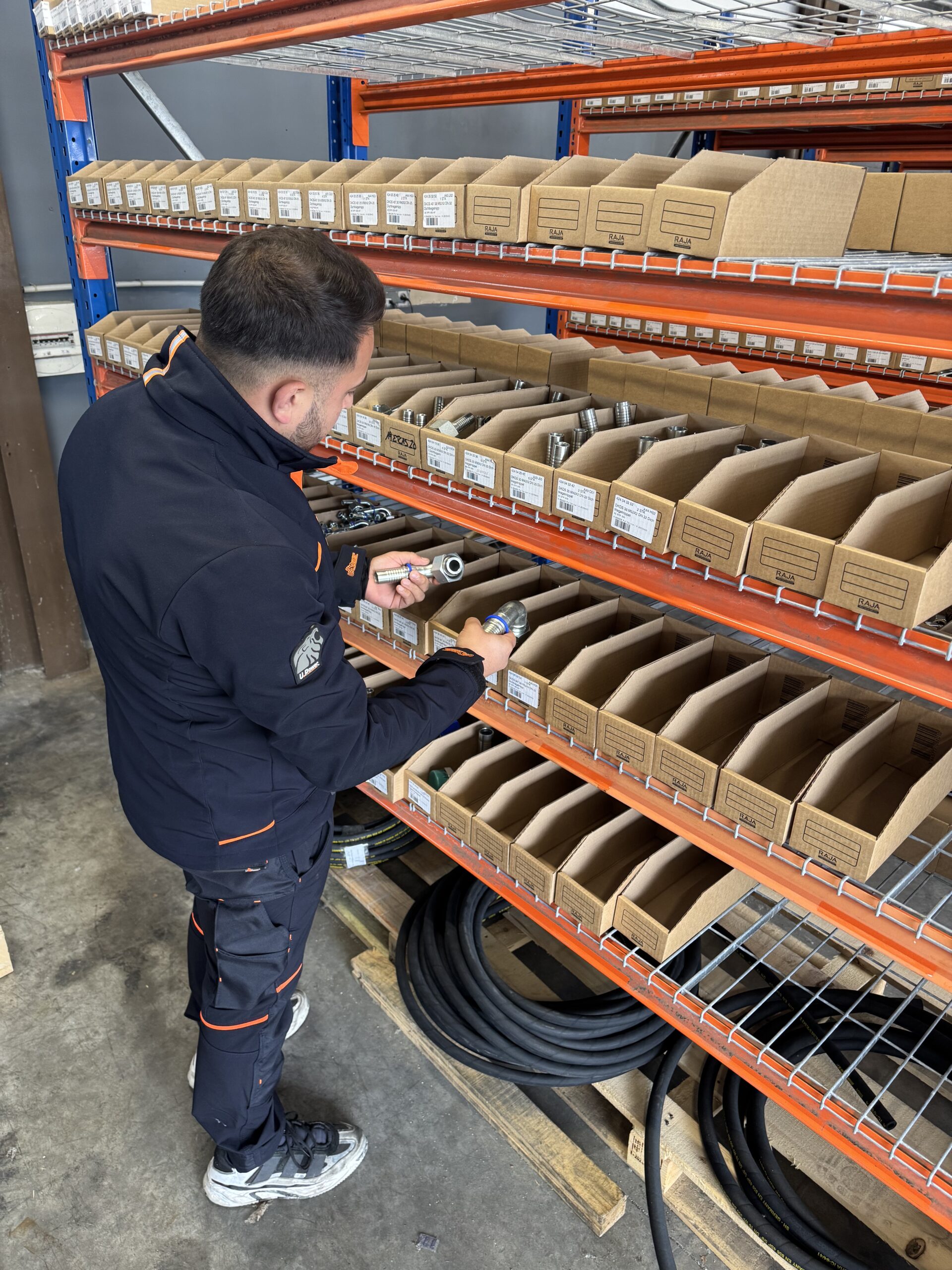 technicien avec raccord